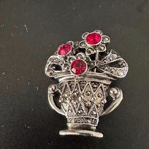 Vtg. Brooch Silver Tone Pin Flower Bouquet Red Crystal Rhinestones Sz  !" X 1" U